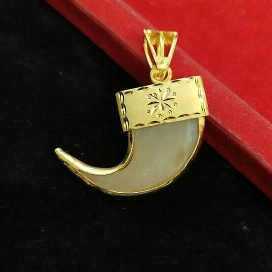 Mens gold pentent
