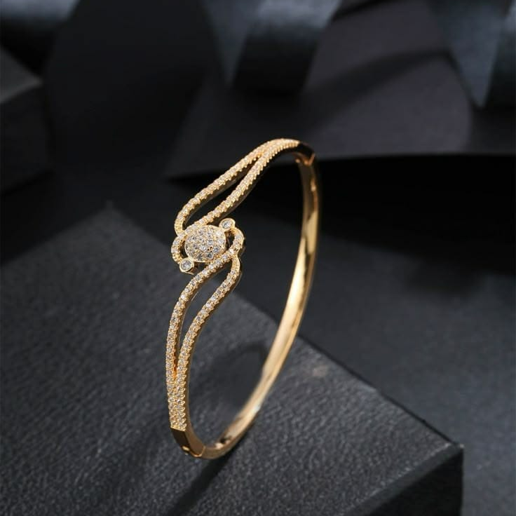 Diamond kada