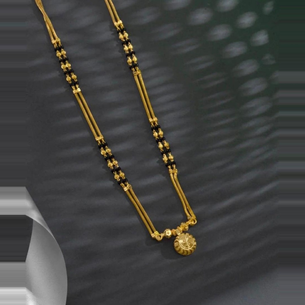 Short Gold Mangalsutra