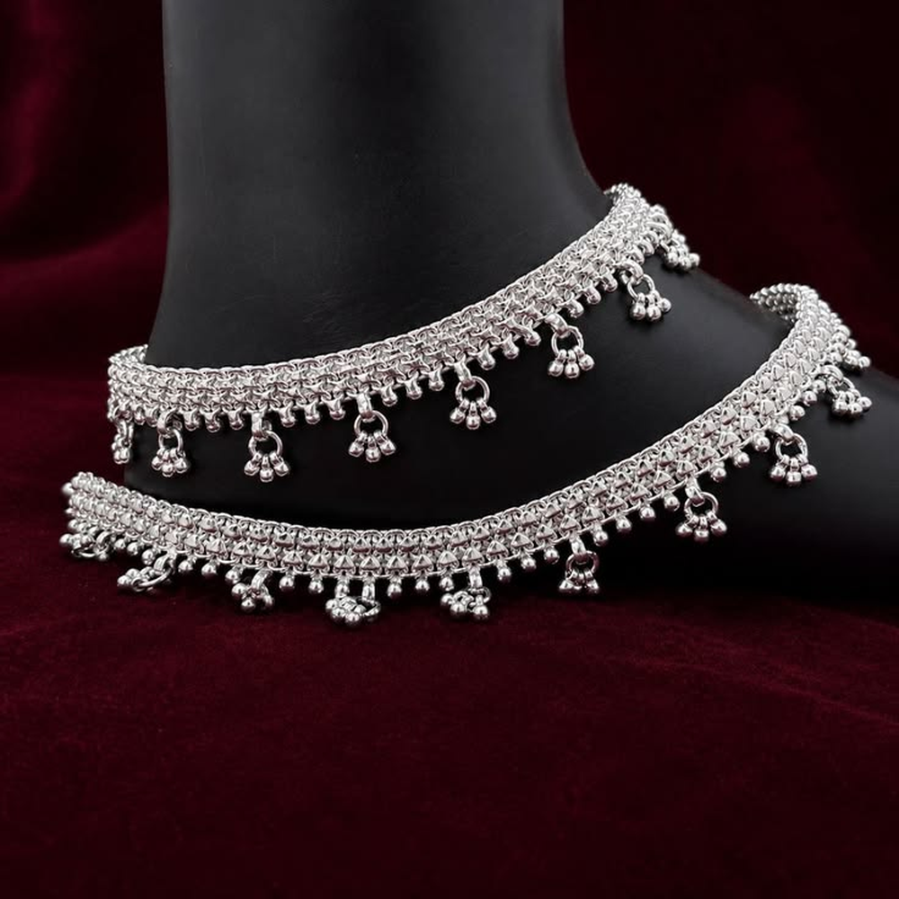 Silver payal