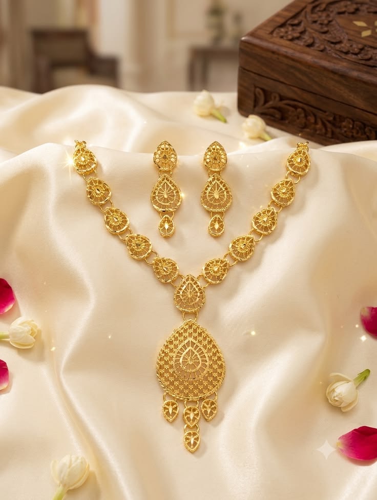 Turkish necklace