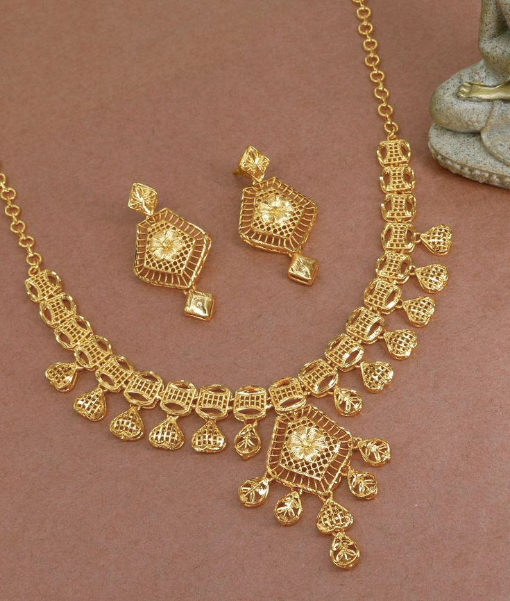 Turkish necklace