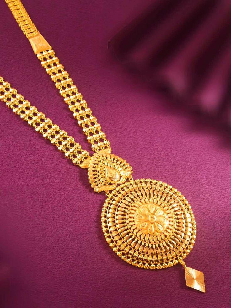 Long necklace