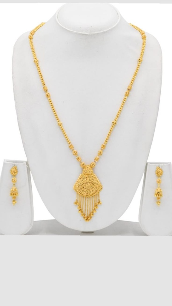 Long necklace