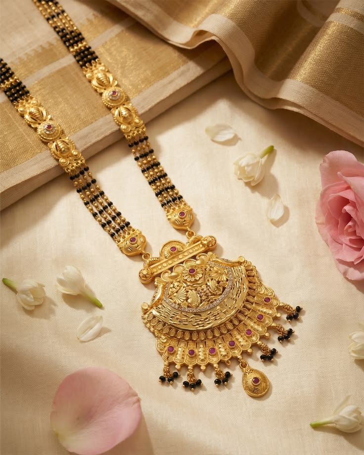 Antique mangalsutra
