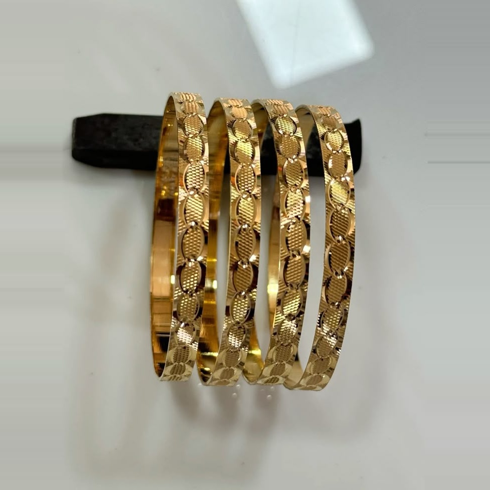 Gold machine bangle